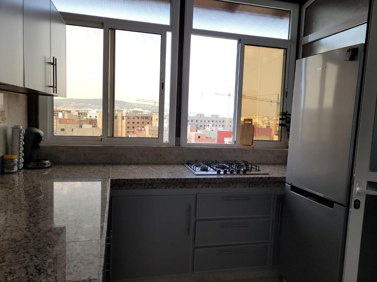 Elegant 2-Bedroom Tangiers City Appartment With Beautiful Terrace Exterior photo